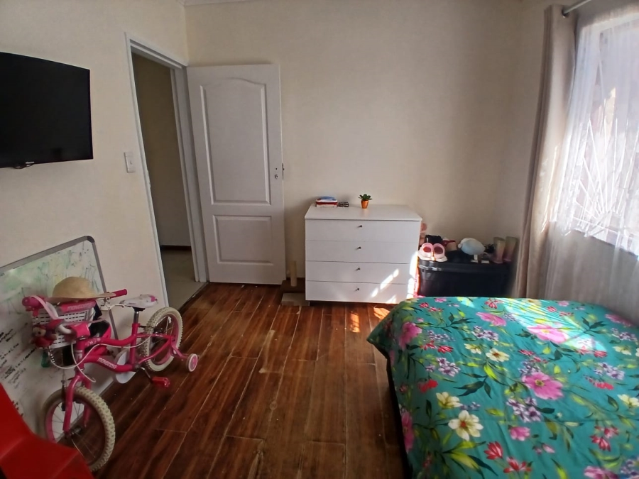 3 Bedroom Property for Sale in Kleinvlei Western Cape
